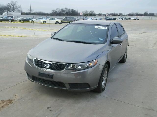 KNAFU5A26C5513589 - 2012 KIA FORTE EX SILVER photo 2