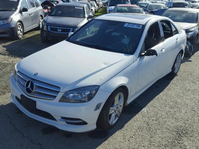 WDDGF8BBXBR181171 - 2011 MERCEDES-BENZ C 300 4MAT WHITE photo 2