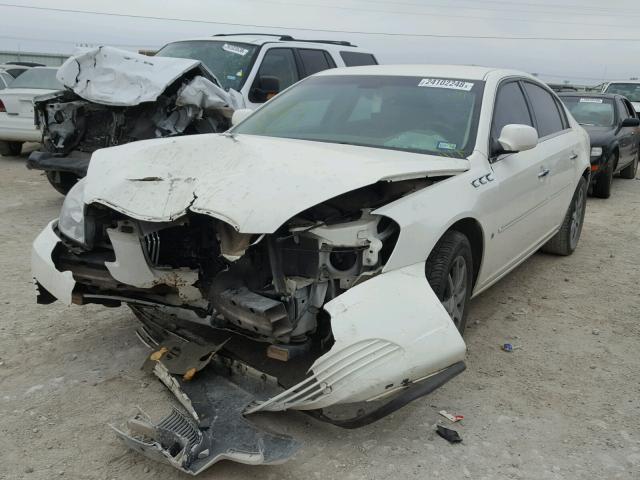 1G4HD57226U251482 - 2006 BUICK LUCERNE CX WHITE photo 2