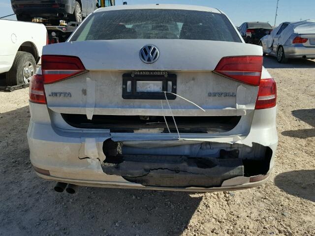 3VW2K7AJ8FM231380 - 2015 VOLKSWAGEN JETTA BASE 白色 照片 9