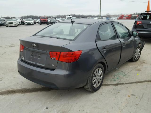 KNAFU4A25D5733057 - 2013 KIA FORTE EX GRAY photo 4