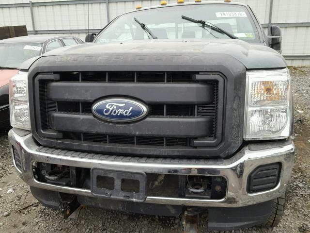 1FTBF2B65CEA67625 - 2012 FORD F250 SUPER GREEN photo 7