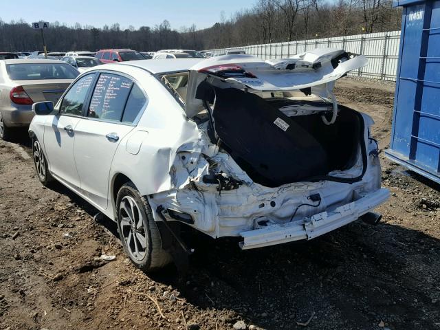 1HGCR2F8XHA176217 - 2017 HONDA ACCORD EXL WHITE photo 3