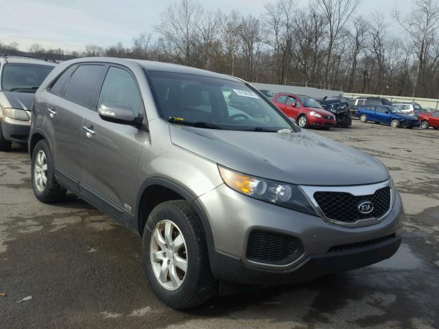 5XYKTCA1XBG008189 - 2011 KIA SORENTO BA GRAY photo 1