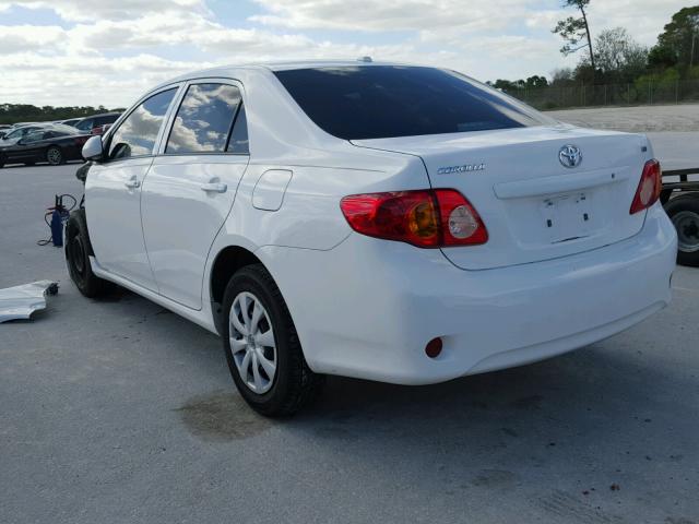 1NXBU4EE3AZ223633 - 2010 TOYOTA COROLLA BA WHITE photo 3