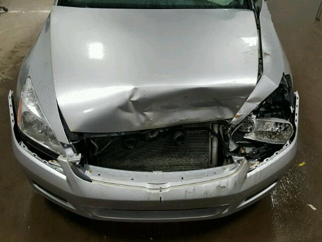 1HGCM66497A072349 - 2007 HONDA ACCORD SE SILVER photo 7