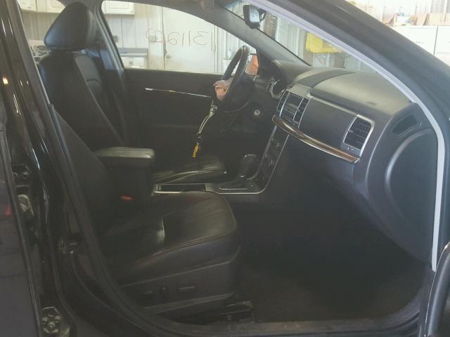 3LNHL2GC5BR757741 - 2011 LINCOLN MKZ BLACK photo 5