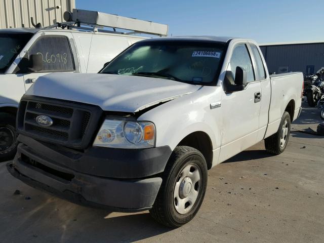 1FTRF12277KD18223 - 2007 FORD F150 WHITE photo 2