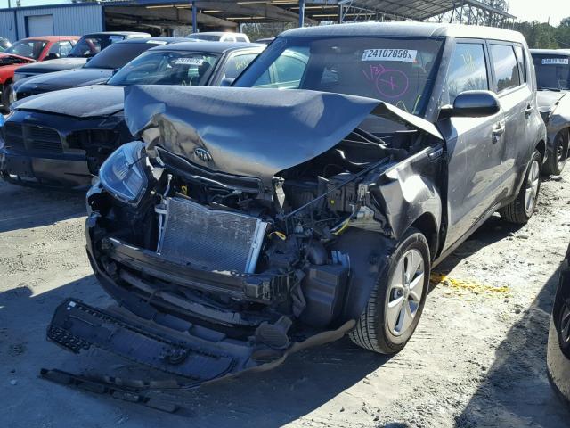 KNDJN2A29F7169130 - 2015 KIA SOUL GRAY photo 9