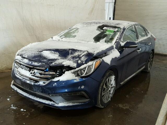 5NPE34AF2HH535613 - 2017 HYUNDAI SONATA SPO BLUE photo 2