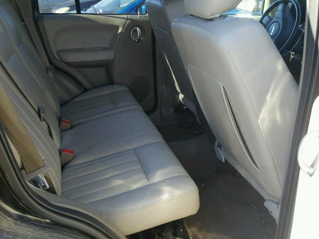 1J4GK38K95W549534 - 2005 JEEP LIBERTY RE BLACK photo 6
