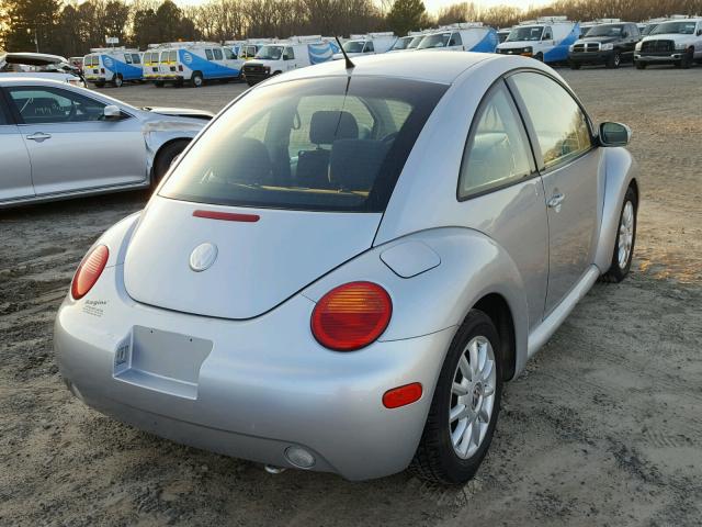 3VWCK21C54M400924 - 2004 VOLKSWAGEN NEW BEETLE 灰色 照片 4