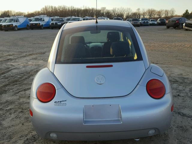 3VWCK21C54M400924 - 2004 VOLKSWAGEN NEW BEETLE GRAY photo 9