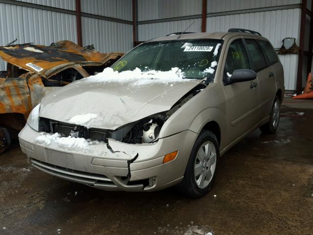 1FAHP36N07W174683 - 2007 FORD FOCUS ZXW BEIGE photo 2