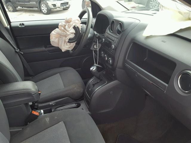 1C4NJDBB8DD272111 - 2013 JEEP COMPASS SP RED photo 5