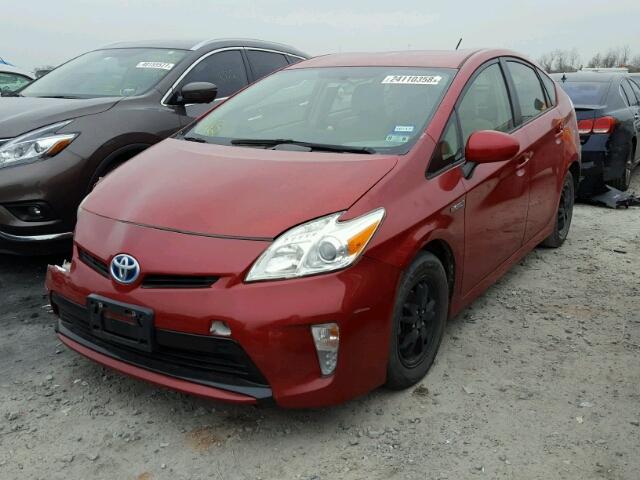 JTDKN3DUXD5553353 - 2013 TOYOTA PRIUS RED photo 2