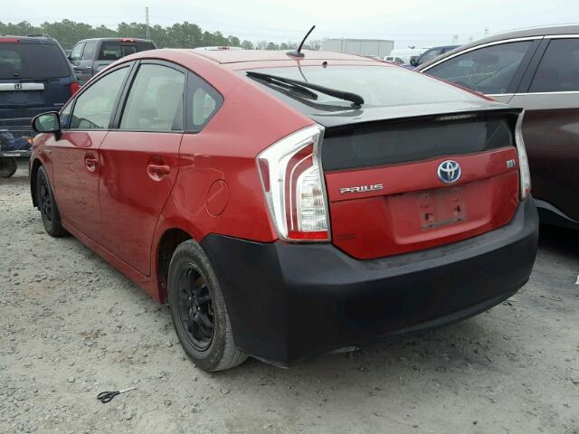 JTDKN3DUXD5553353 - 2013 TOYOTA PRIUS RED photo 3