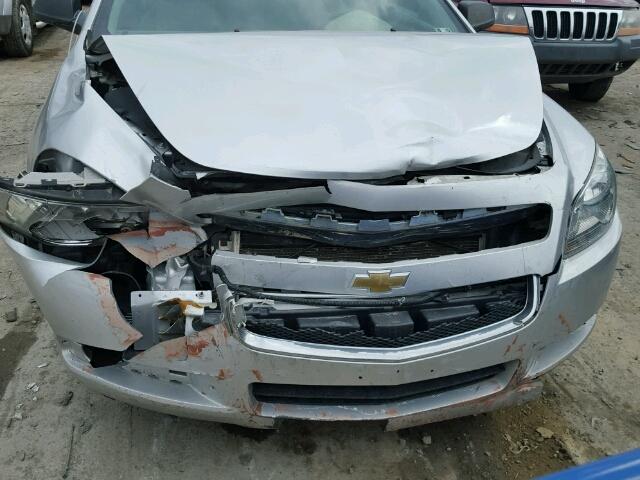 1G1ZA5E16BF161366 - 2011 CHEVROLET MALIBU LS ვერცხლისფერი ფოტო 7