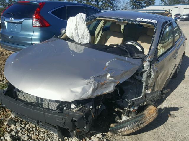 4T1BF1FK0HU409248 - 2017 TOYOTA CAMRY LE 银色 照片 9