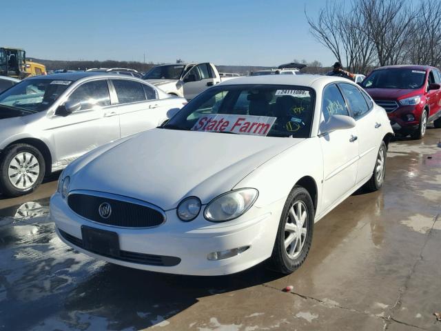 2G4WD582961186020 - 2006 BUICK LACROSSE C WHITE photo 2