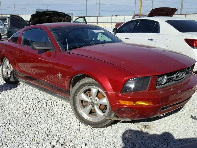 1ZVHT80N385109892 - 2008 FORD MUSTANG RED photo 1