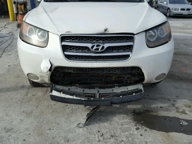 5NMSH13E57H043418 - 2007 HYUNDAI SANTA FE S WHITE photo 9