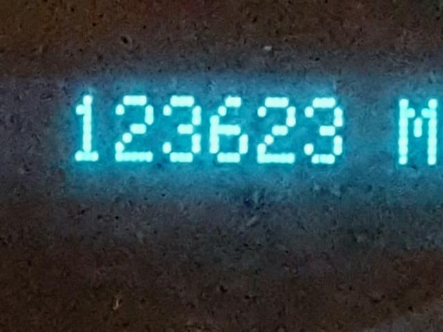 1G1ZA5E07AF105815 - 2010 CHEVROLET MALIBU LS ლურჯი ფოტო 8