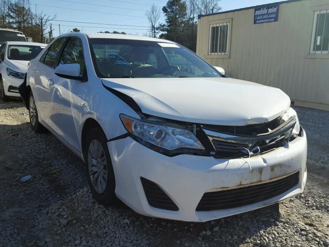 4T1BF1FK7CU599512 - 2012 TOYOTA CAMRY BASE WHITE photo 1