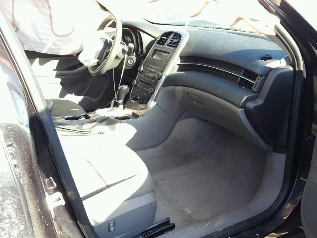 1G11B5SL4FF215706 - 2015 CHEVROLET MALIBU LS შავი ფოტო 5