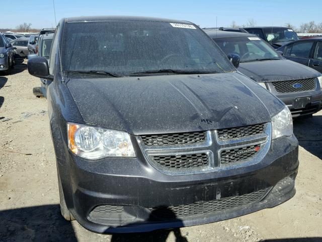 2C4RDGBG4HR833977 - 2017 DODGE GRAND CARA GRAY photo 9