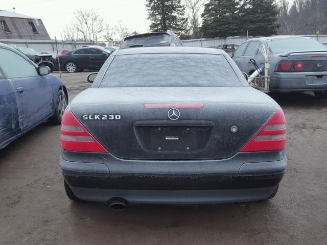 WDBKK47F8YF168822 - 2000 MERCEDES-BENZ SLK 230 KO BLACK photo 6