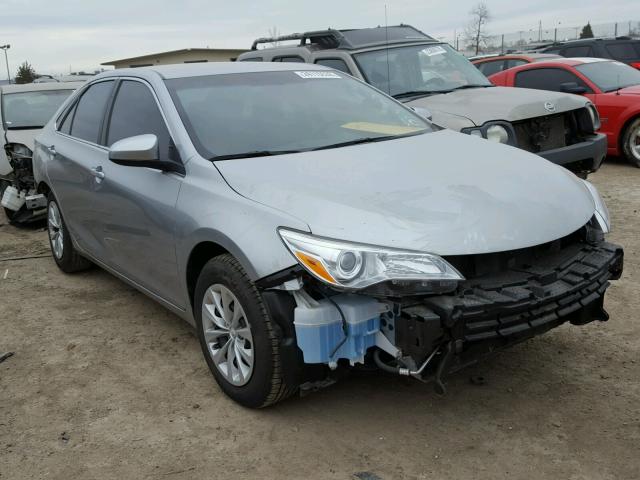 4T4BF1FK2GR545868 - 2016 TOYOTA CAMRY LE SILVER photo 1