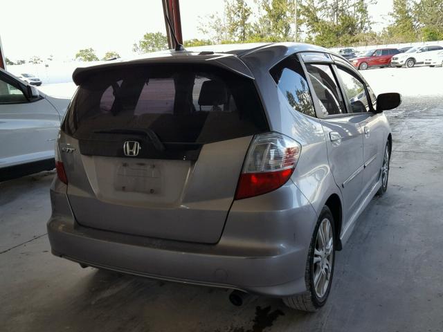 JHMGE88489S027212 - 2009 HONDA FIT SPORT GRAY photo 4