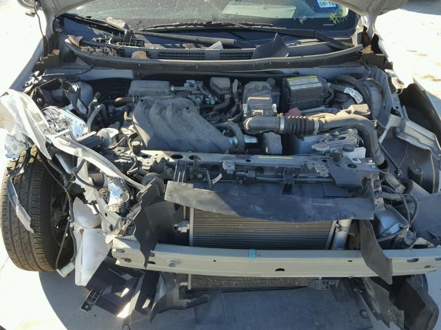 3N1CN7AP0FL887892 - 2015 NISSAN VERSA S SILVER photo 7