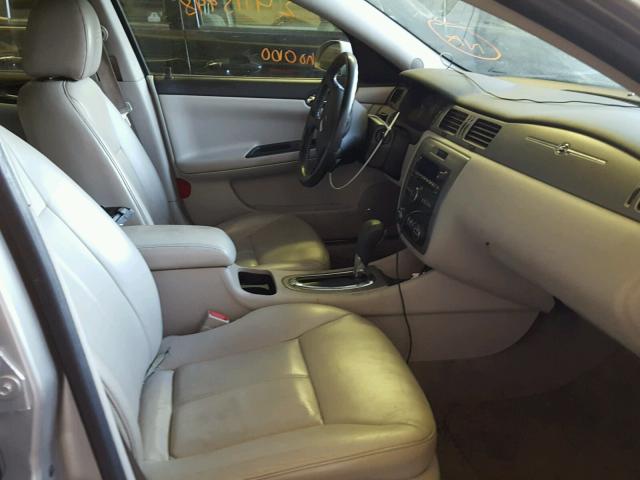 2G1WD58C769199467 - 2006 CHEVROLET IMPALA SUP 银色 照片 5