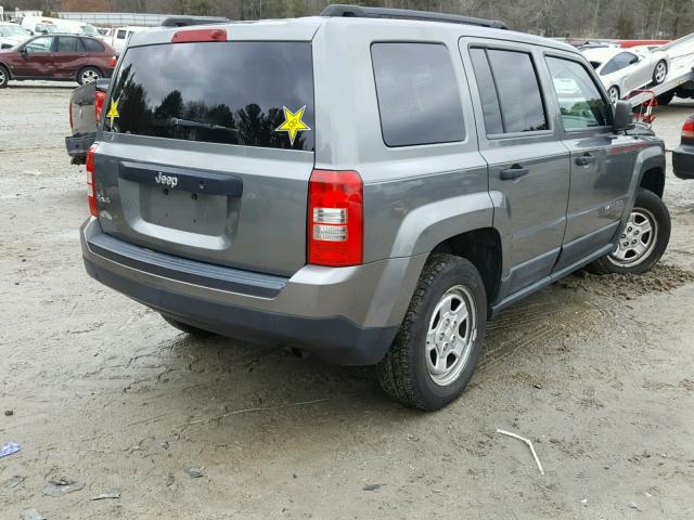 1J4NF1GB5BD201688 - 2011 JEEP PATRIOT SP GRAY photo 4