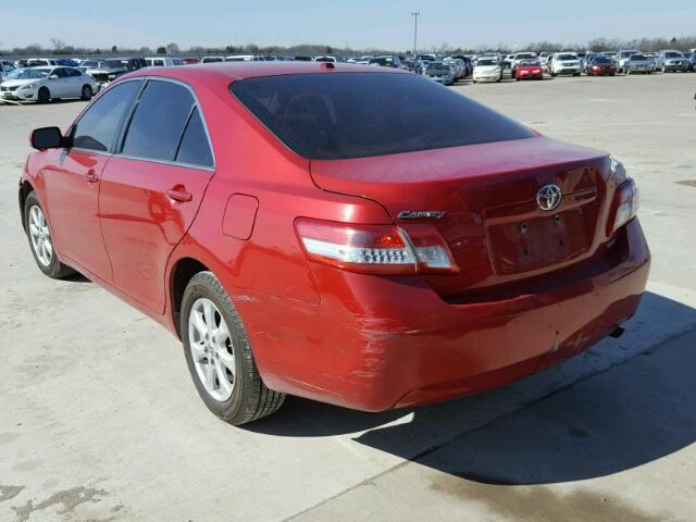 4T1BF3EK2BU156714 - 2011 TOYOTA CAMRY BASE RED photo 3