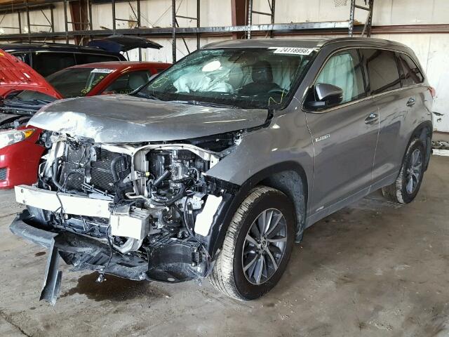 5TDJGRFH8HS034407 - 2017 TOYOTA HIGHLANDER SILVER photo 2