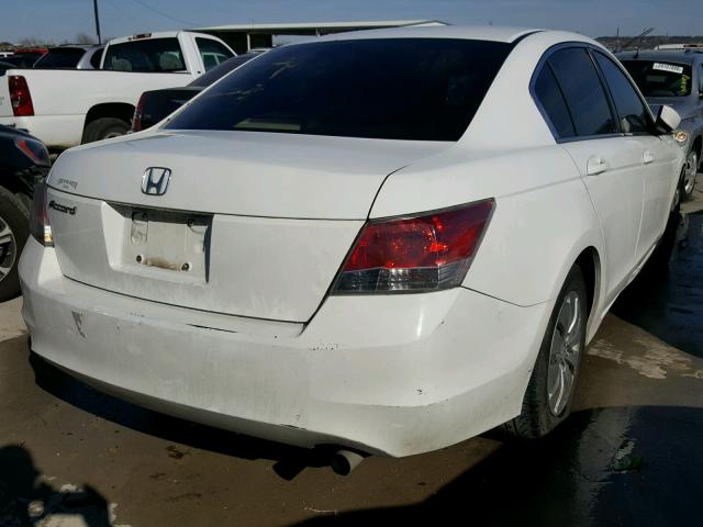 JHMCP263X8C028029 - 2008 HONDA ACCORD LX WHITE photo 4