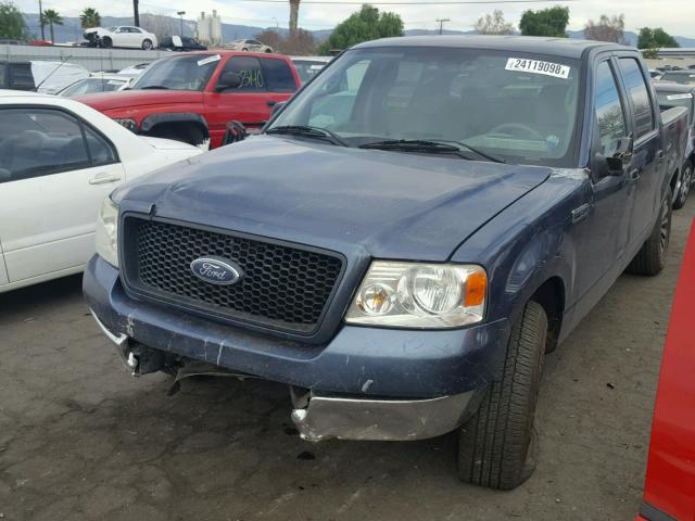 1FTRW12W25FA75543 - 2005 FORD F150 SUPER BLUE photo 2