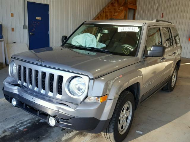 1C4NJPBA5GD560388 - 2016 JEEP PATRIOT SP GRAY photo 2