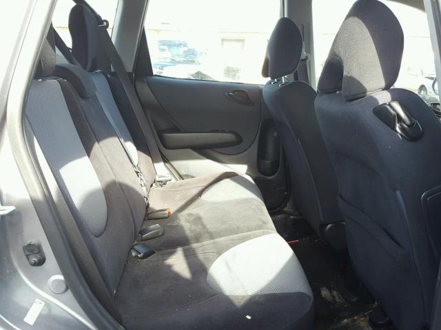 JHMGD38607S056384 - 2007 HONDA FIT S ვერცხლისფერი ფოტო 6