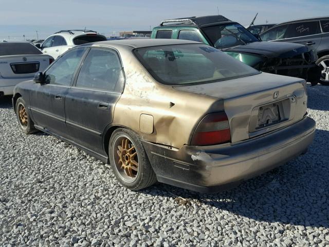 1HGCD5633SA103458 - 1995 HONDA ACCORD LX GOLD photo 3