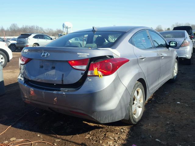 KMHDH4AE8DU492864 - 2013 HYUNDAI ELANTRA GL GRAY photo 4