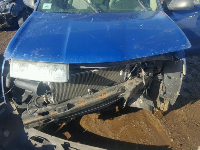 5GZCZ53414S888832 - 2004 SATURN VUE BLUE photo 7