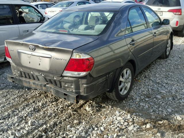 4T1BE32K15U973992 - 2005 TOYOTA CAMRY LE GRAY photo 4