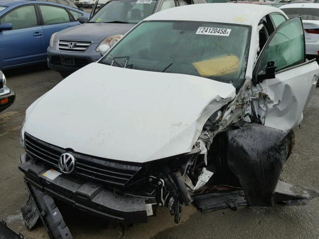 3VWD17AJ8EM314091 - 2014 VOLKSWAGEN JETTA SE WHITE photo 2