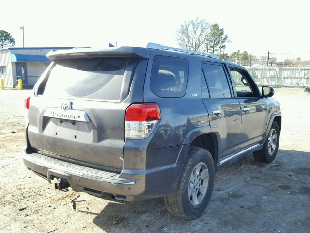 JTEZU5JR0A5003454 - 2010 TOYOTA 4RUNNER SR GRAY photo 4