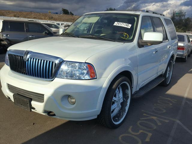 5LMFU27R03LJ46389 - 2003 LINCOLN NAVIGATOR BLUE photo 2