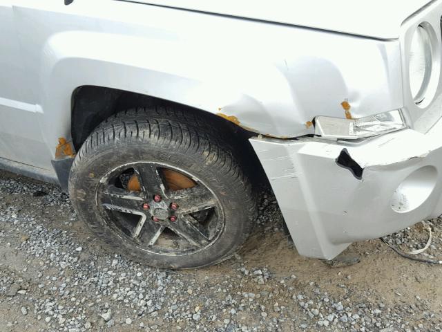 1J4FF28B79D145529 - 2009 JEEP PATRIOT SP SILVER photo 9